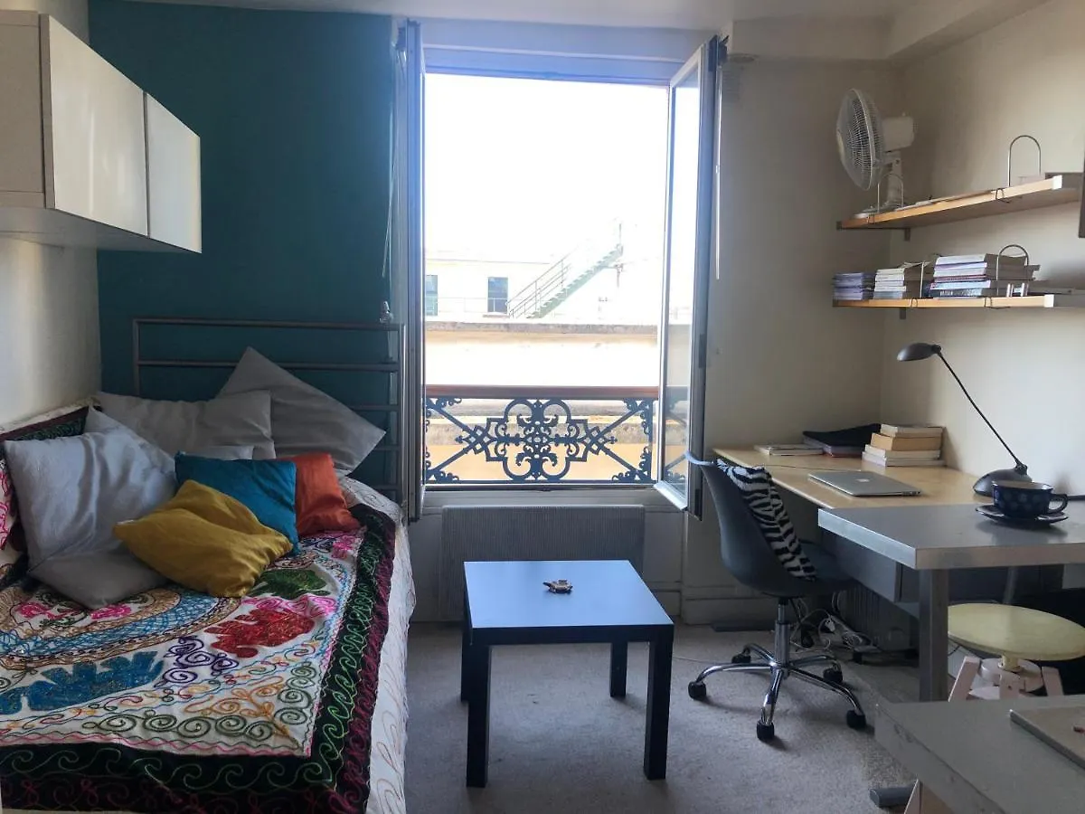 Studio Cosy Bien Situe Apartment Paris